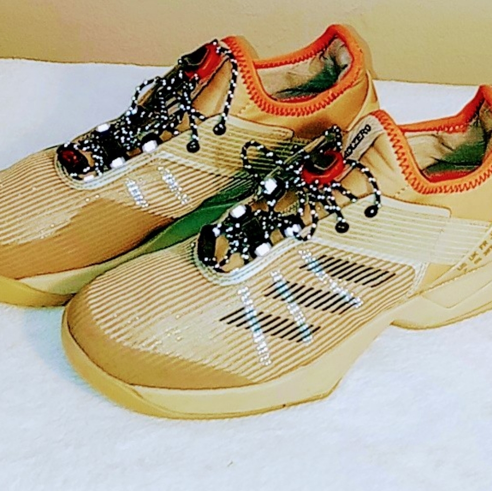 Women's Size 7 Adidas